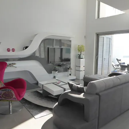 Cip V3 Modern Villa